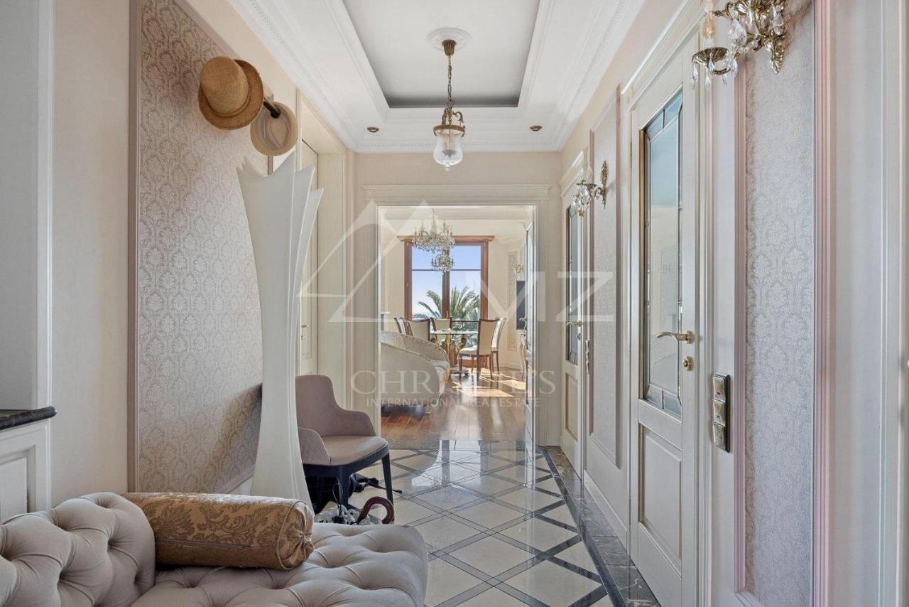Luxury Apartment With Sea View On The First Line Promenade Des Anglais ニース エクステリア 写真